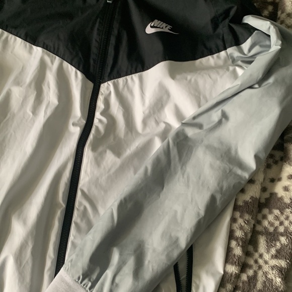 Classic nike windbreaker - Picture 4 of 5
